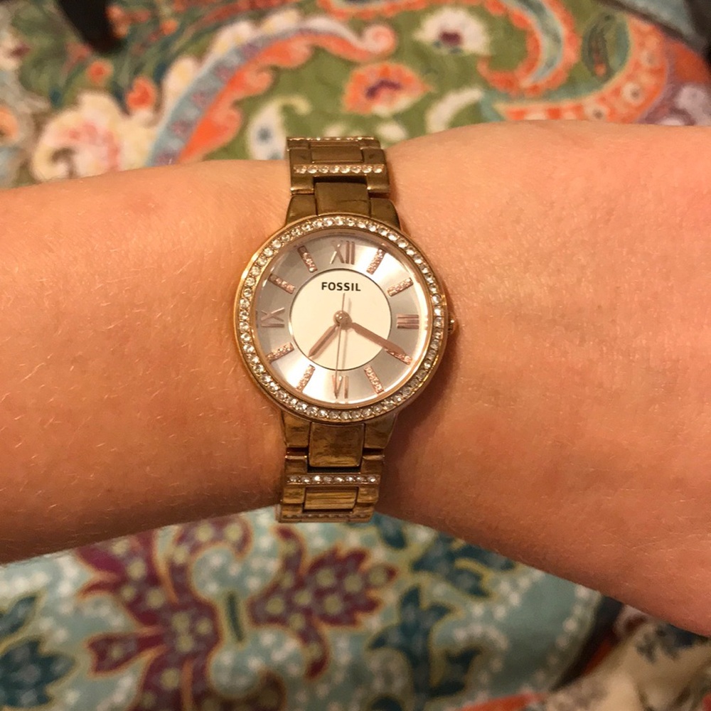Rose gold fossil watch
